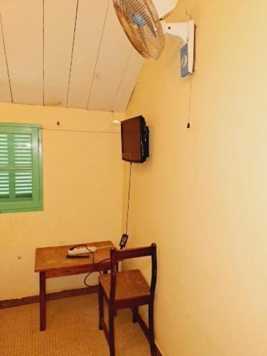Auberge Mariama Ba Đảo Gorée Ngoại thất bức ảnh
